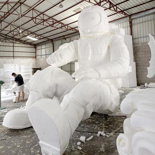 【源头工厂】创意宇航员人形艺术泡沫雕塑大型模具雕刻3d打印模具